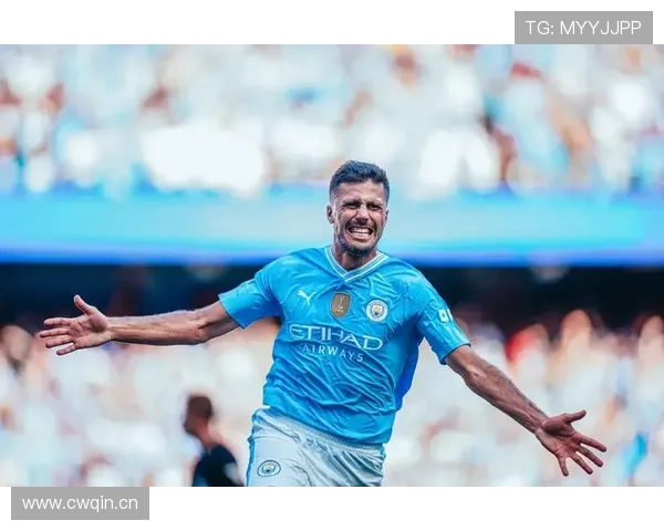 罗德里：曼城连续不败纪录中的中场稳定作用解析