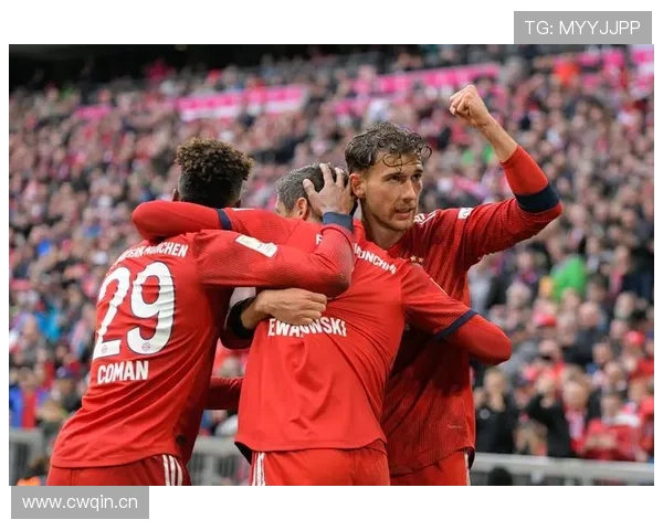 拜仁慕尼黑中场结构失衡,近期比赛控制力下降,对赛季走势形成制约 拜仁慕尼黑中场结构失衡,近期比赛控制力下降,对赛季走势形成制约